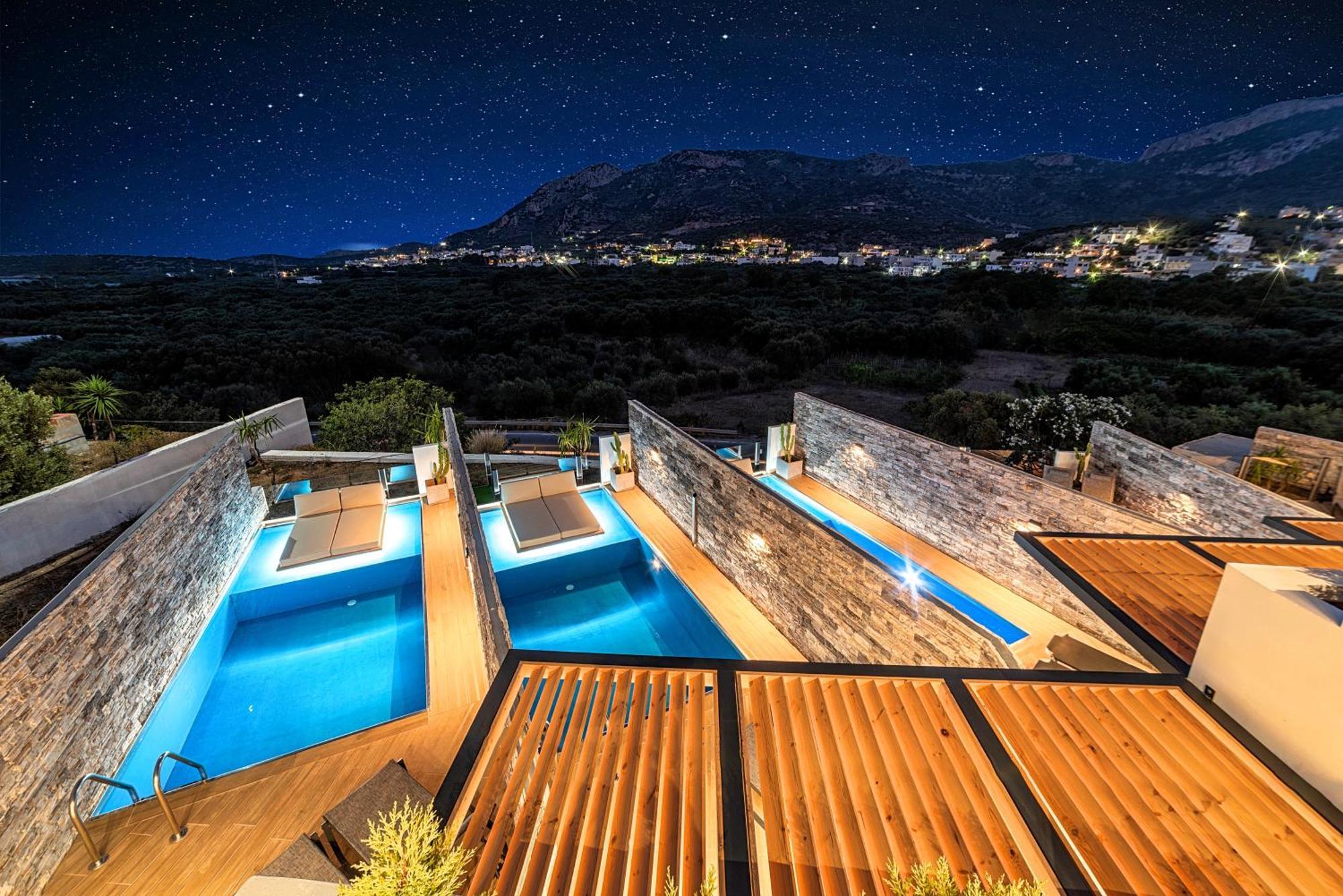 Aelia Suites Istro Exterior photo